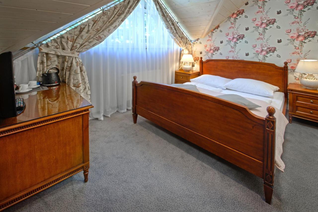 Hotel Zalesie Bochnia Eksteriør bilde
