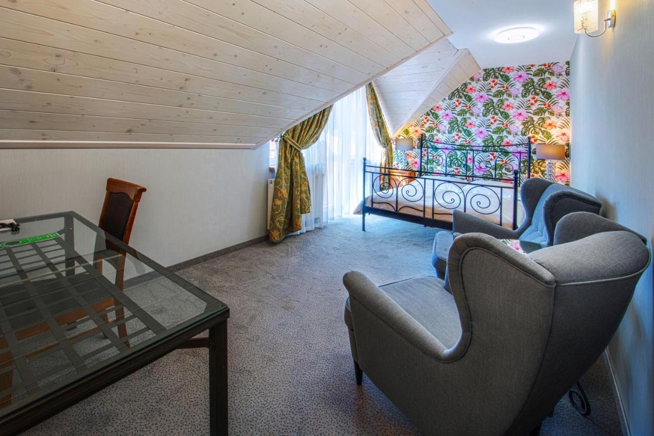 Hotel Zalesie Bochnia Eksteriør bilde