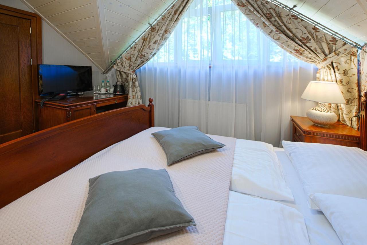 Hotel Zalesie Bochnia Eksteriør bilde